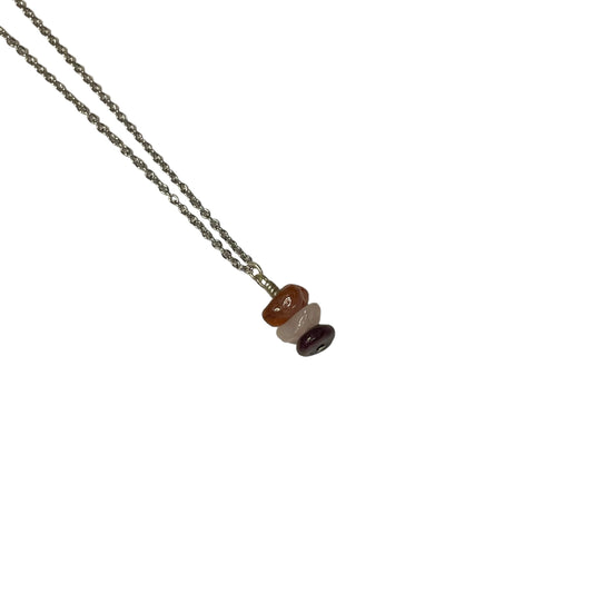 Leo Zodiac Sign Stacked Crystal Chips On Chain Necklace (Carnelian, Rose Quartz, Garnet)